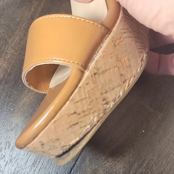 Tommy Hilfiger Brown Wedge Sandals With Cork Platform - Picture 9 of 14